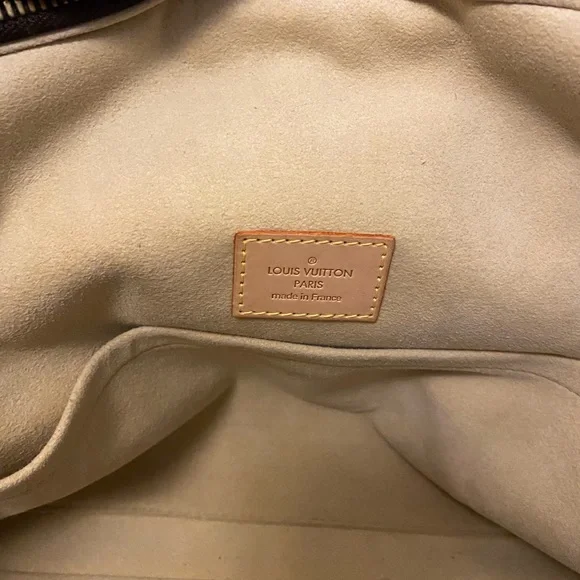 RETIRED LOUIS VUITTON GM MANHATTAN AMAZING PURSE❤️❤️❤️❤️❤️❤️❤️❤️ - Picture 12 of 13